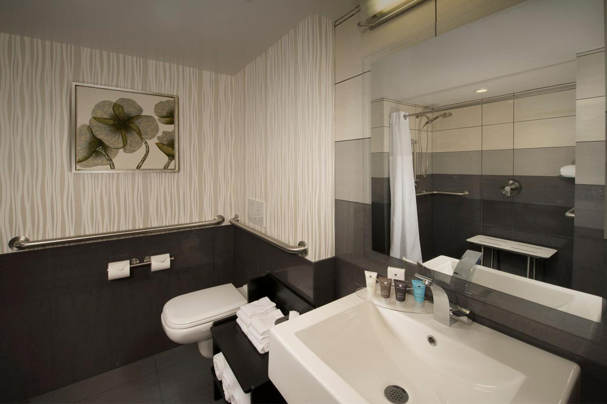 Skybridge Seattle Airport Hotel SeaTac Extérieur photo